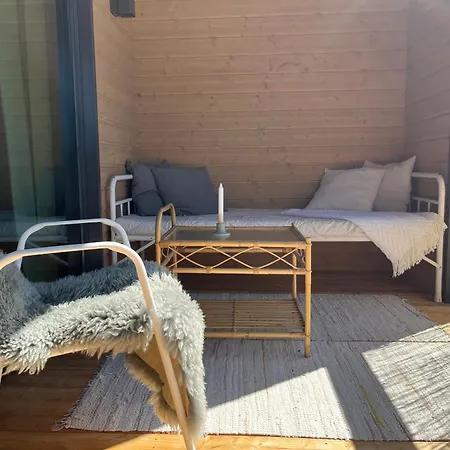 Tyylikaes Saunallinen Sotkamon Satamassa *